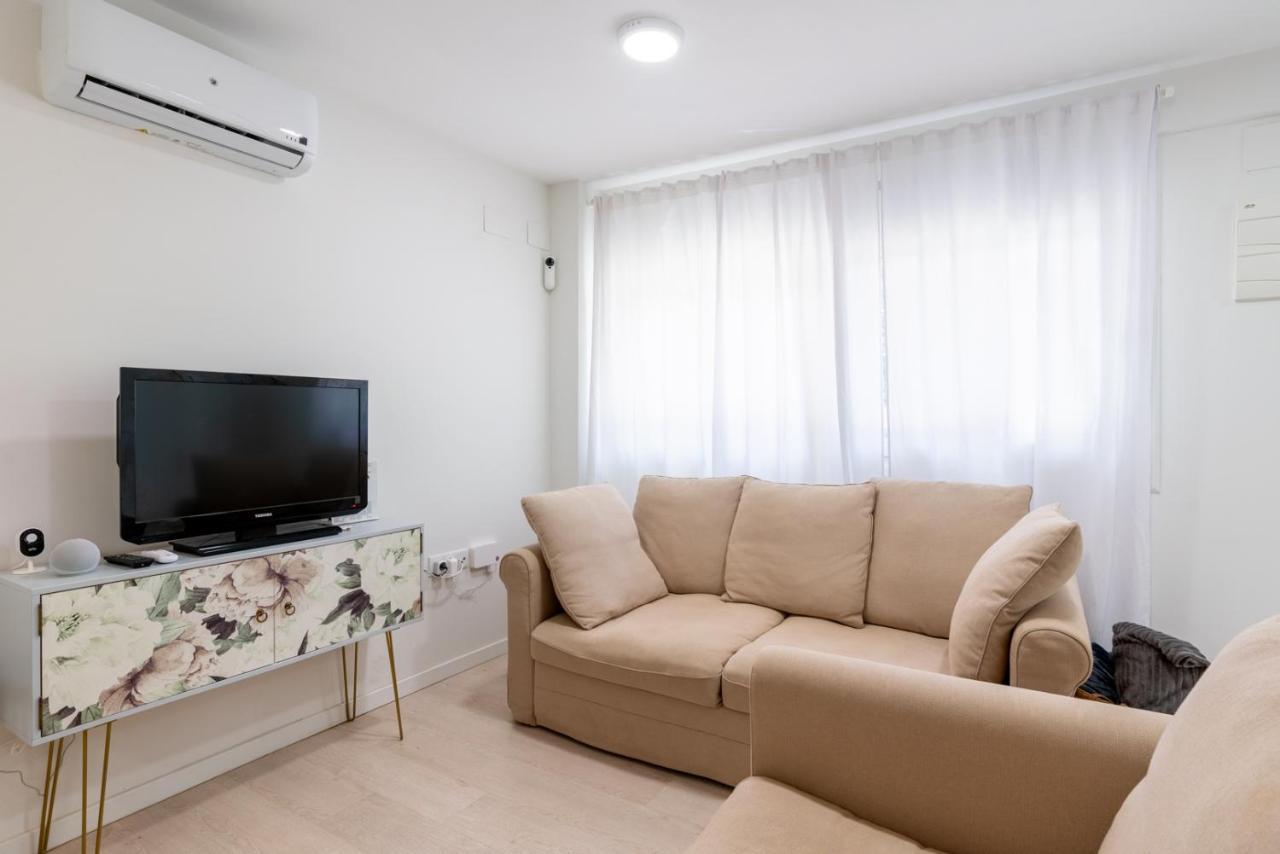 セビリアWhitey Aparment In Trianaアパートメント エクステリア 写真
