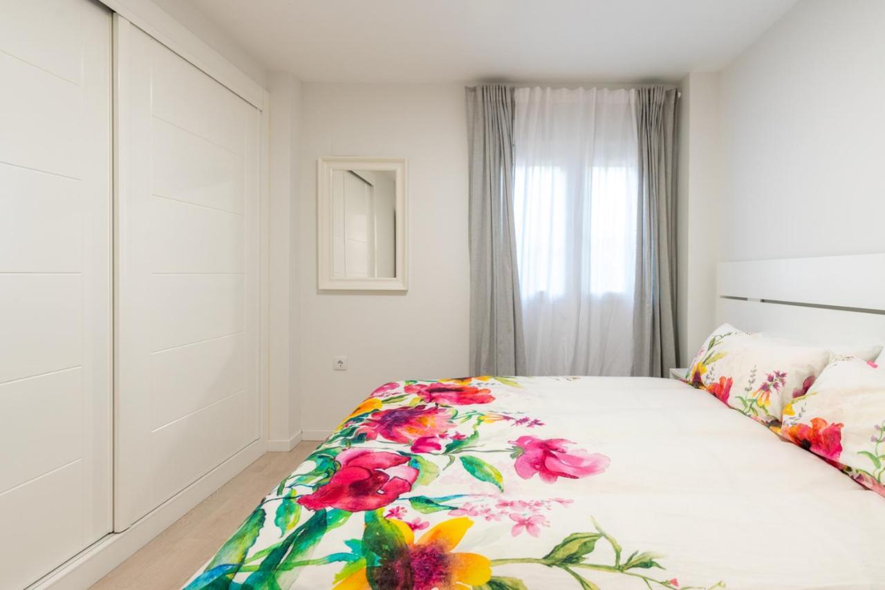 セビリアWhitey Aparment In Trianaアパートメント エクステリア 写真