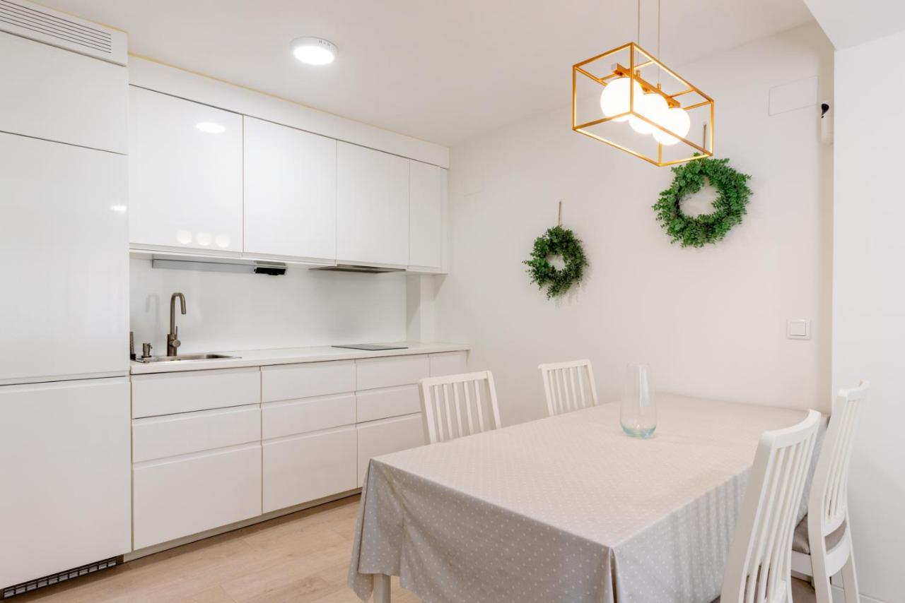 セビリアWhitey Aparment In Trianaアパートメント エクステリア 写真